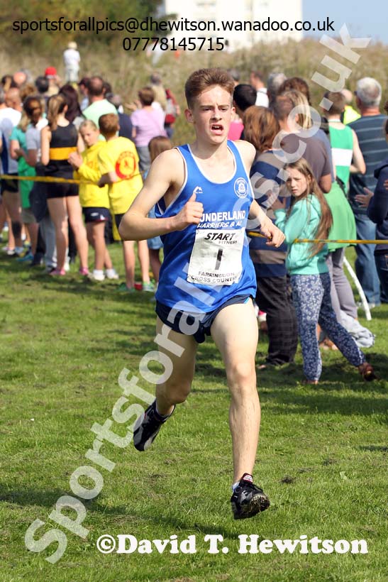Boys under-15s Sunderland Harreirs Cross Country. Photo: David T. Hewitson/Sports for All Pics